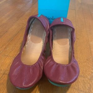 Tieks Flats Size 10